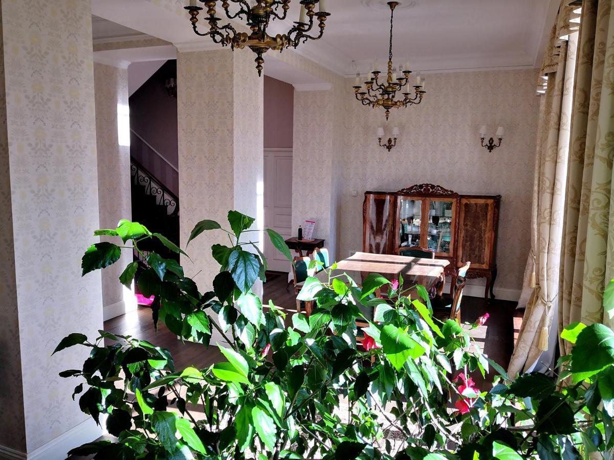 Dwór Sieraków Exterior foto
