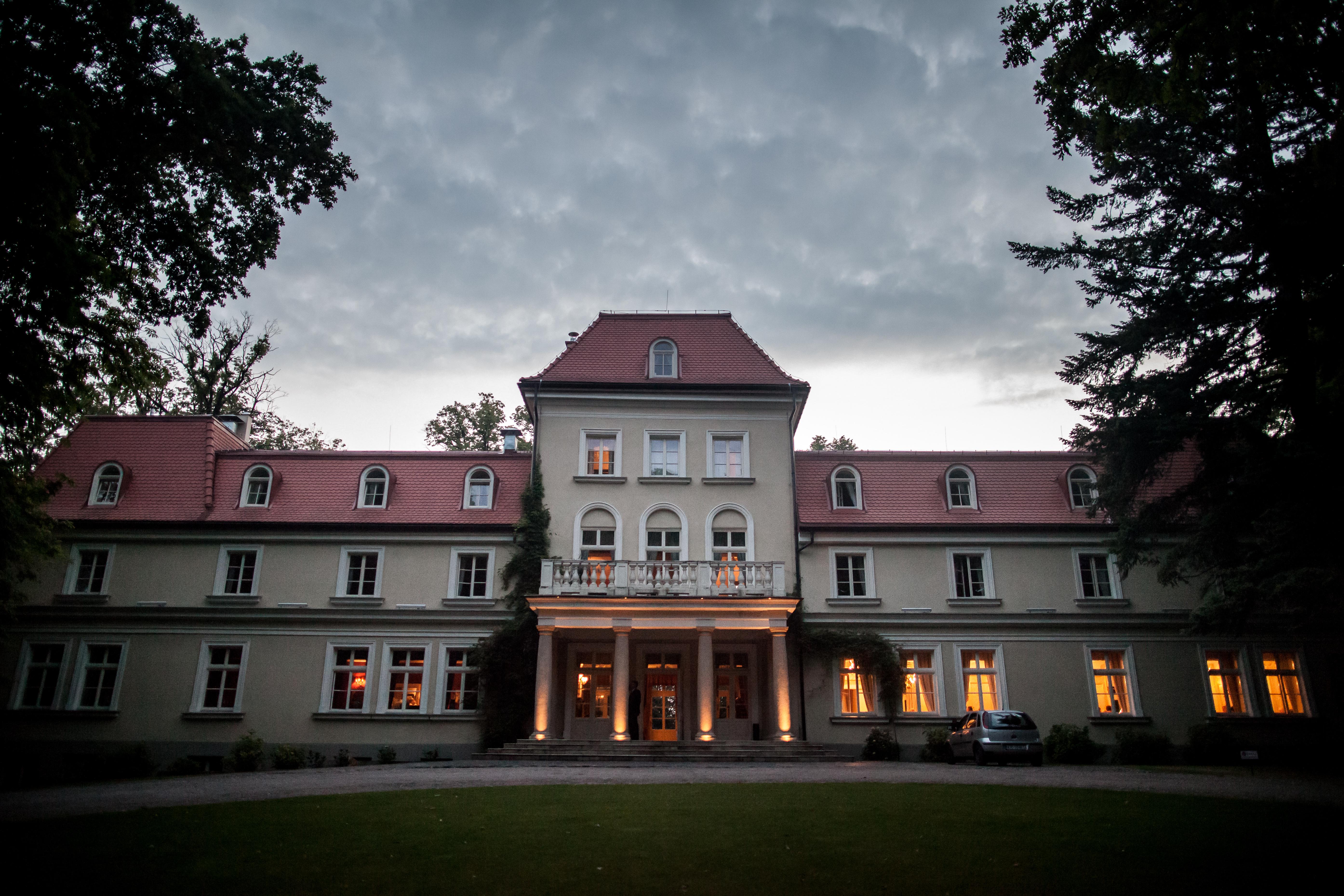Dwór Sieraków Exterior foto